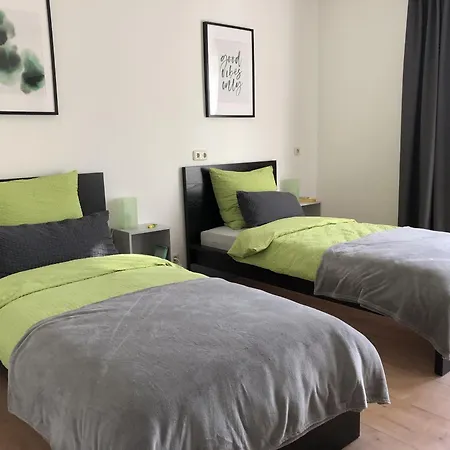 Am Spitalgarten Fuer 6 Personen شقة Gundelfingen